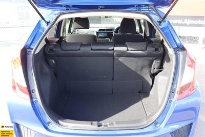 2017 Honda Fit - Thumbnail
