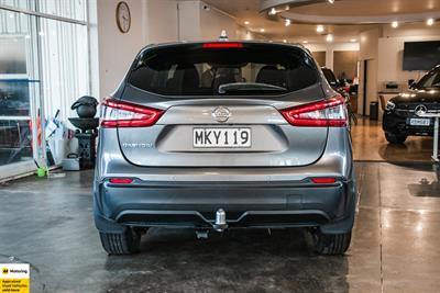 2019 Nissan Qashqai - Thumbnail