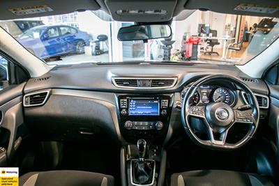 2019 Nissan Qashqai - Thumbnail