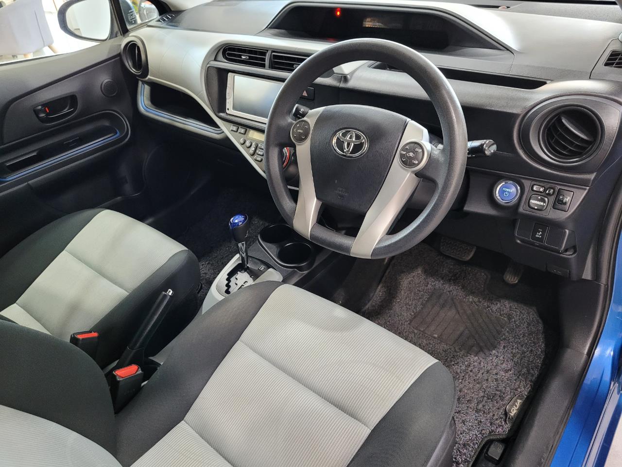 2013 Toyota Aqua