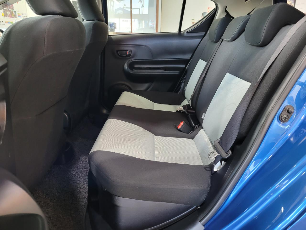 2013 Toyota Aqua