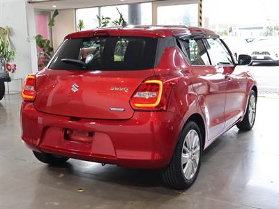 2017 Suzuki Swift - Thumbnail