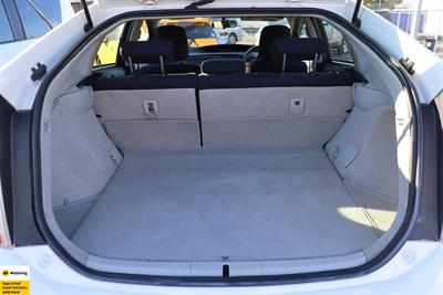 2014 Toyota Prius - Thumbnail