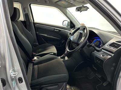 2015 Suzuki Swift - Thumbnail
