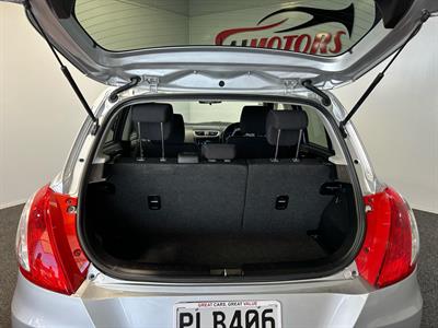 2015 Suzuki Swift - Thumbnail