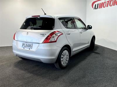 2015 Suzuki Swift - Thumbnail