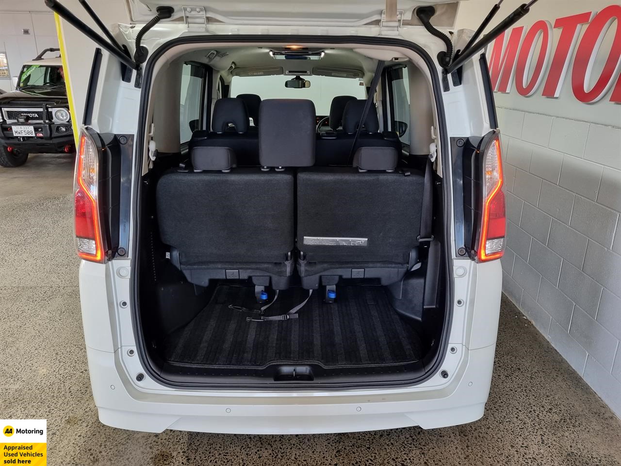 2017 Suzuki Landy