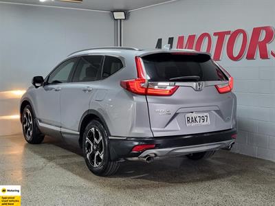 2017 Honda CR-V - Thumbnail