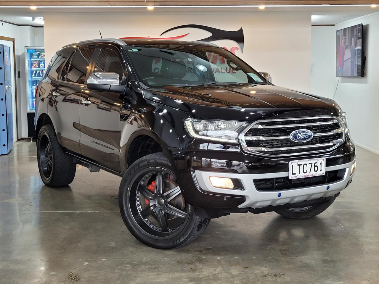 2018 Ford Everest