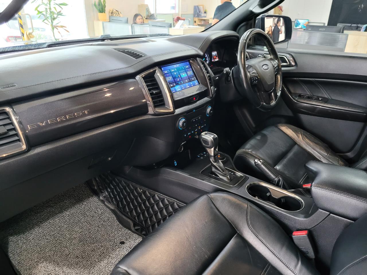 2018 Ford Everest