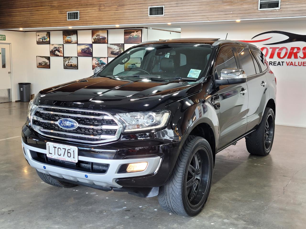 2018 Ford Everest