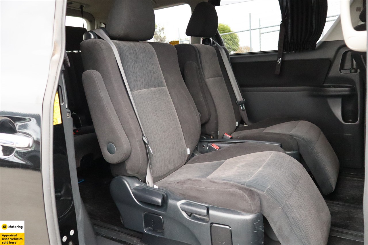 2012 Toyota Vellfire