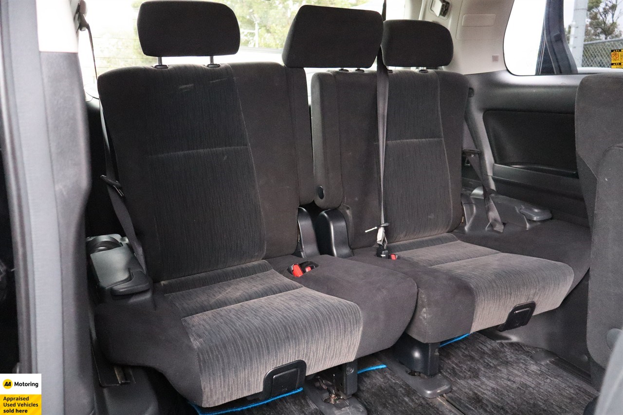 2012 Toyota Vellfire