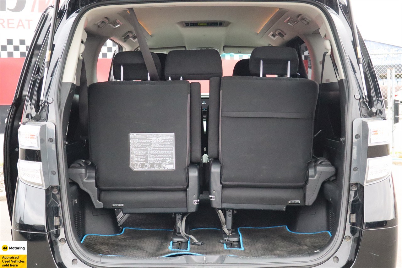 2012 Toyota Vellfire