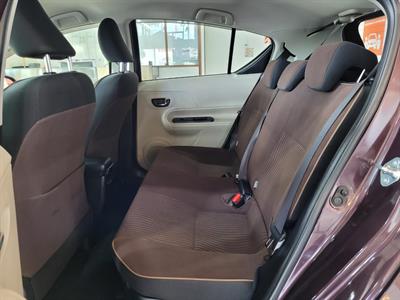 2014 Toyota Aqua - Thumbnail