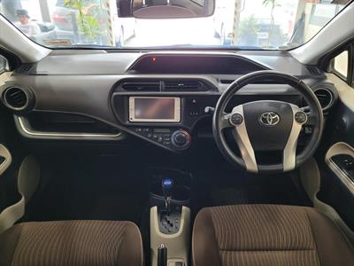 2014 Toyota Aqua - Thumbnail