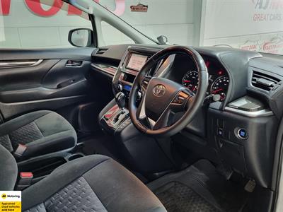 2015 Toyota Vellfire - Thumbnail