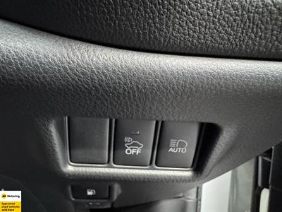2019 Toyota C-HR - Thumbnail