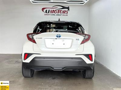 2019 Toyota C-HR - Thumbnail