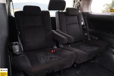 2011 Toyota Vellfire - Thumbnail