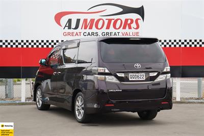 2011 Toyota Vellfire - Thumbnail