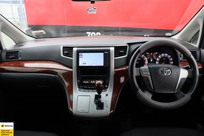2011 Toyota Vellfire - Thumbnail