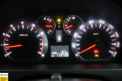 2011 Toyota Vellfire - Thumbnail