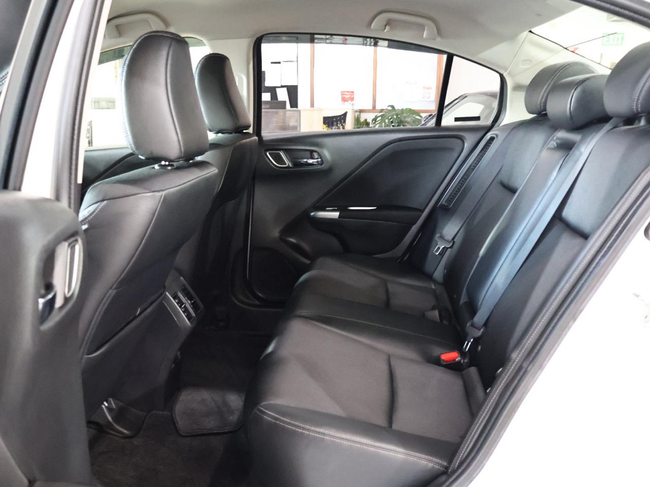 2015 Honda GRACE