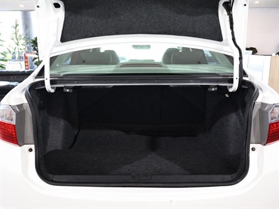 2015 Honda GRACE - Thumbnail