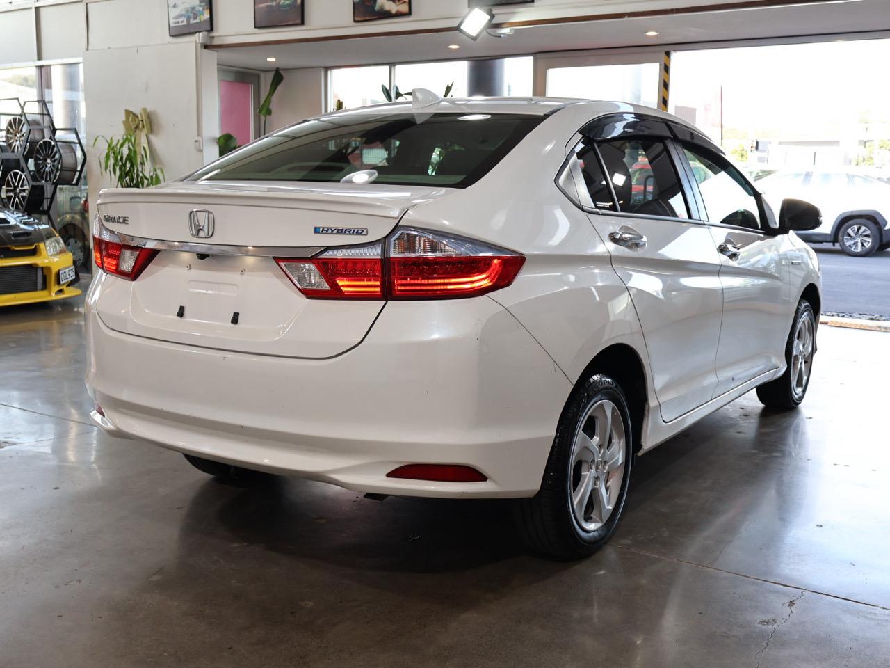 2015 Honda GRACE