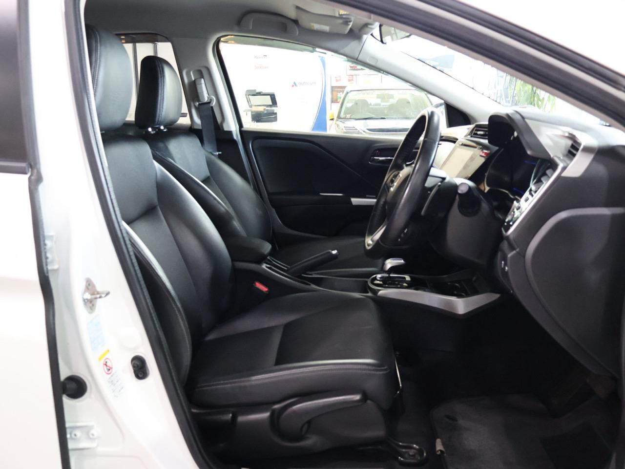 2015 Honda GRACE