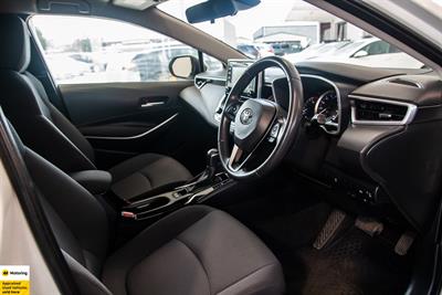 2020 Toyota Corolla - Thumbnail