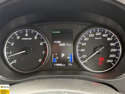 2021 Mitsubishi Outlander - Thumbnail