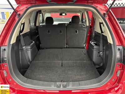 2021 Mitsubishi Outlander - Thumbnail