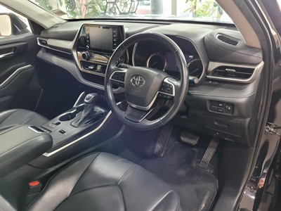 2022 Toyota Highlander - Thumbnail