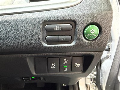 2016 Honda Jade - Thumbnail