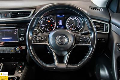 2020 Nissan Qashqai - Thumbnail