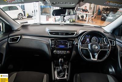 2020 Nissan Qashqai - Thumbnail