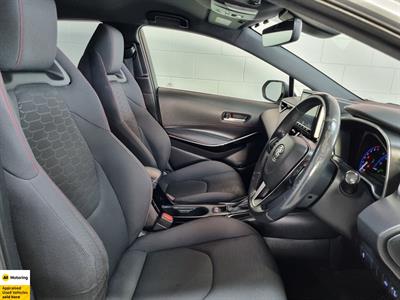 2018 Toyota Corolla - Thumbnail