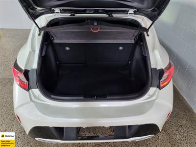 2018 Toyota Corolla - Thumbnail