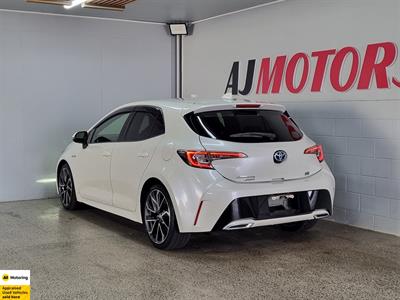 2018 Toyota Corolla - Thumbnail