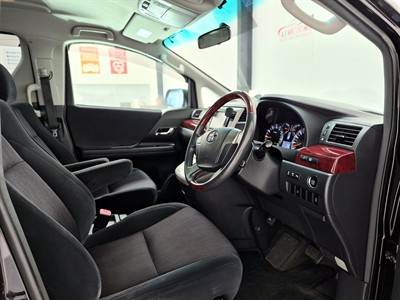 2008 Toyota Vellfire - Thumbnail