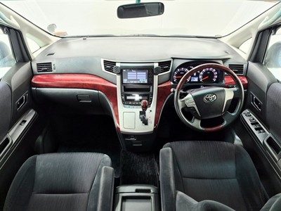 2008 Toyota Vellfire - Thumbnail