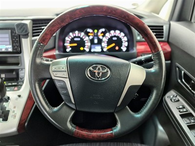 2008 Toyota Vellfire - Thumbnail