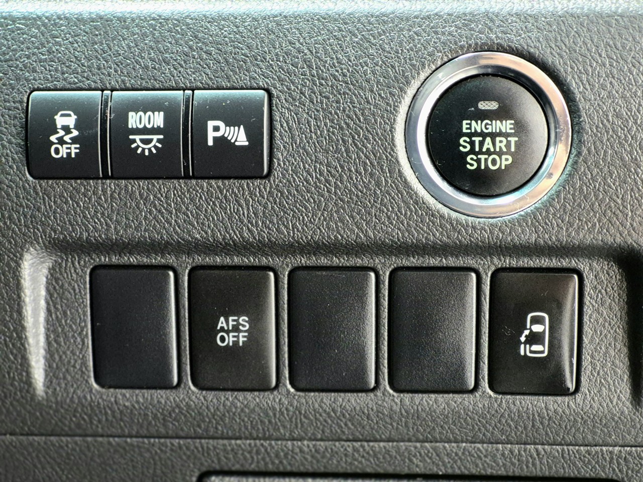 2008 Toyota Vellfire