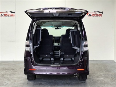 2008 Toyota Vellfire - Thumbnail
