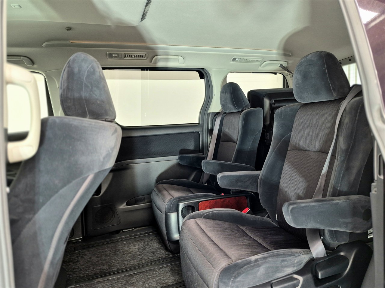 2008 Toyota Vellfire