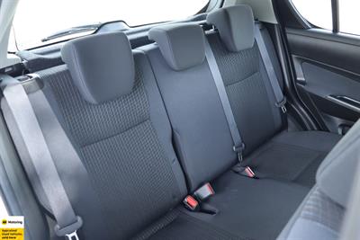 2016 Suzuki Swift - Thumbnail