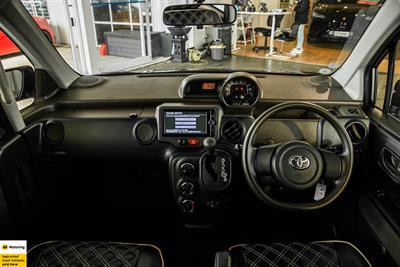 2013 Toyota Spade - Thumbnail