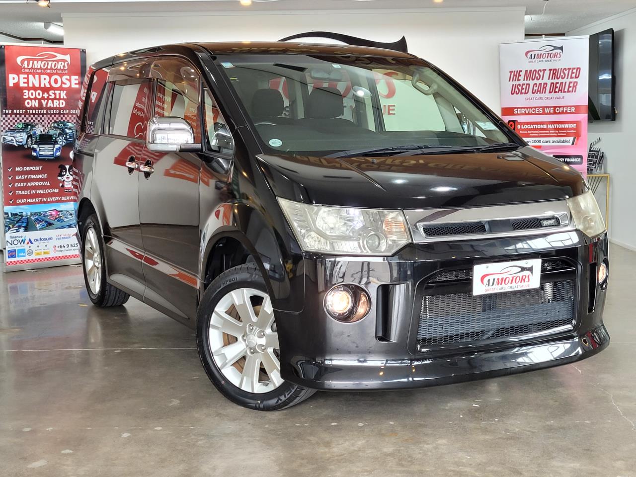 2012 Mitsubishi Delica